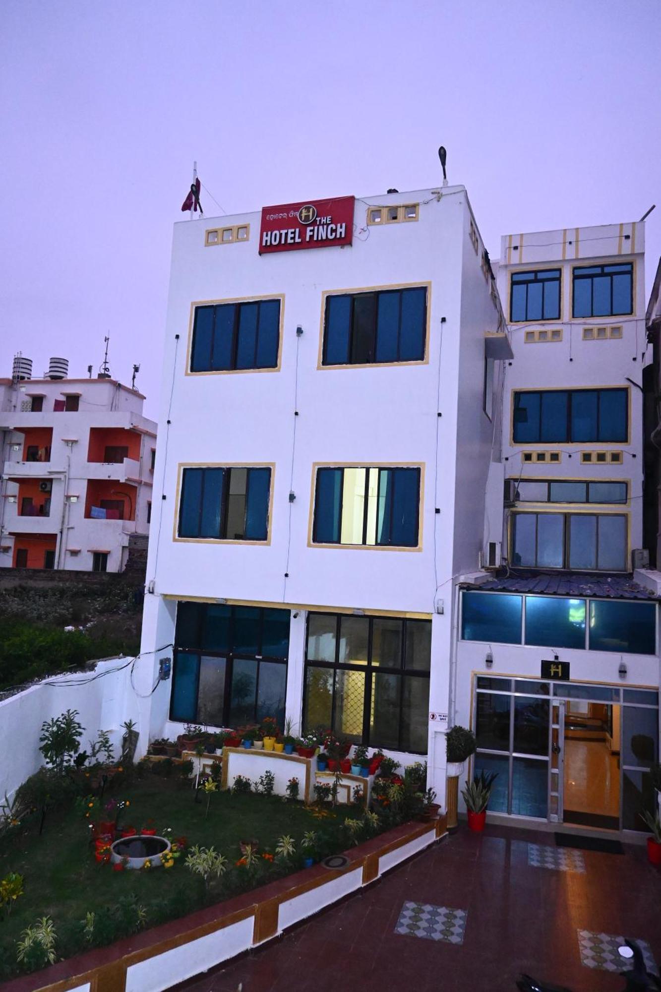 Hotel The Finch Puri Exterior photo