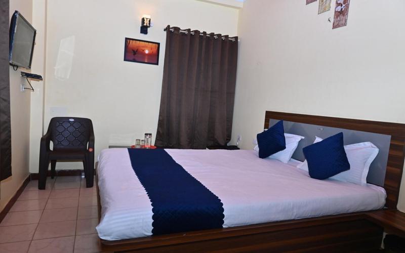 Hotel The Finch Puri Exterior photo
